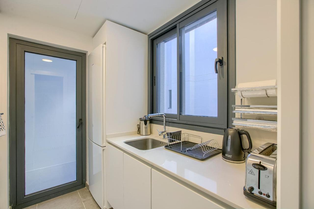 2B2B Deluxe apartment - Jardines de Cuatro Caminos - Business District - Santiago Bernabéu Madrid Esterno foto