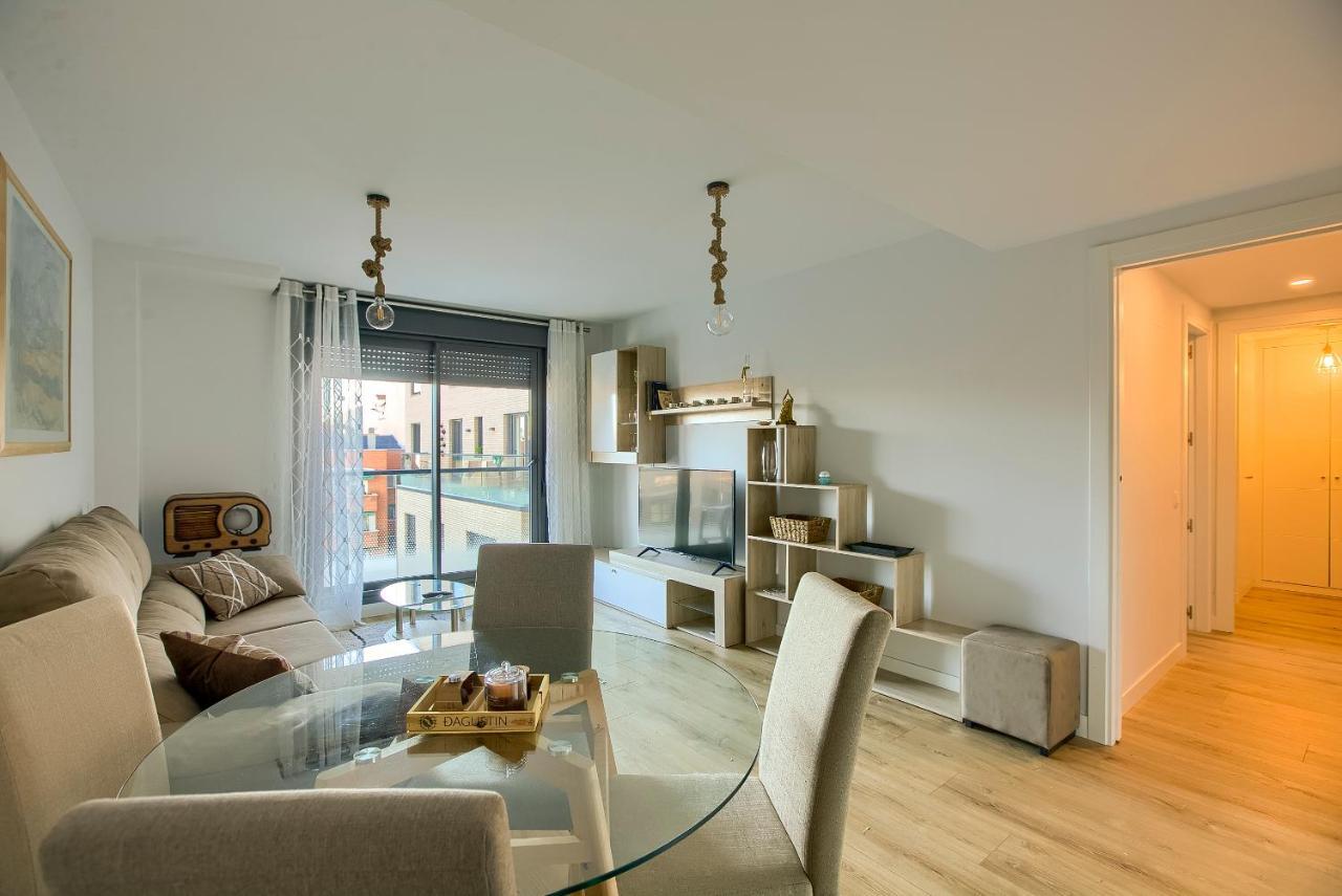 2B2B Deluxe apartment - Jardines de Cuatro Caminos - Business District - Santiago Bernabéu Madrid Esterno foto